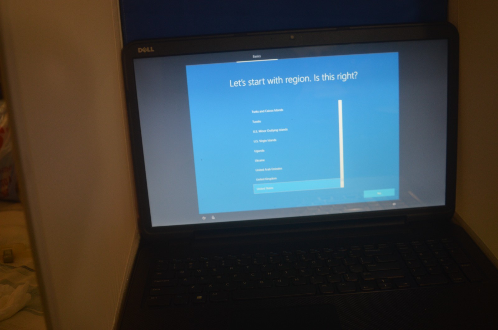 dell 3721 inspiron 16mag ram/930maga bites h/drive /win 10