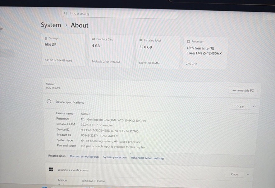 Lenovo LOQ 15IAX9 15.6″ Gaming i5-12450HX 32GB 954GB SSD RTX