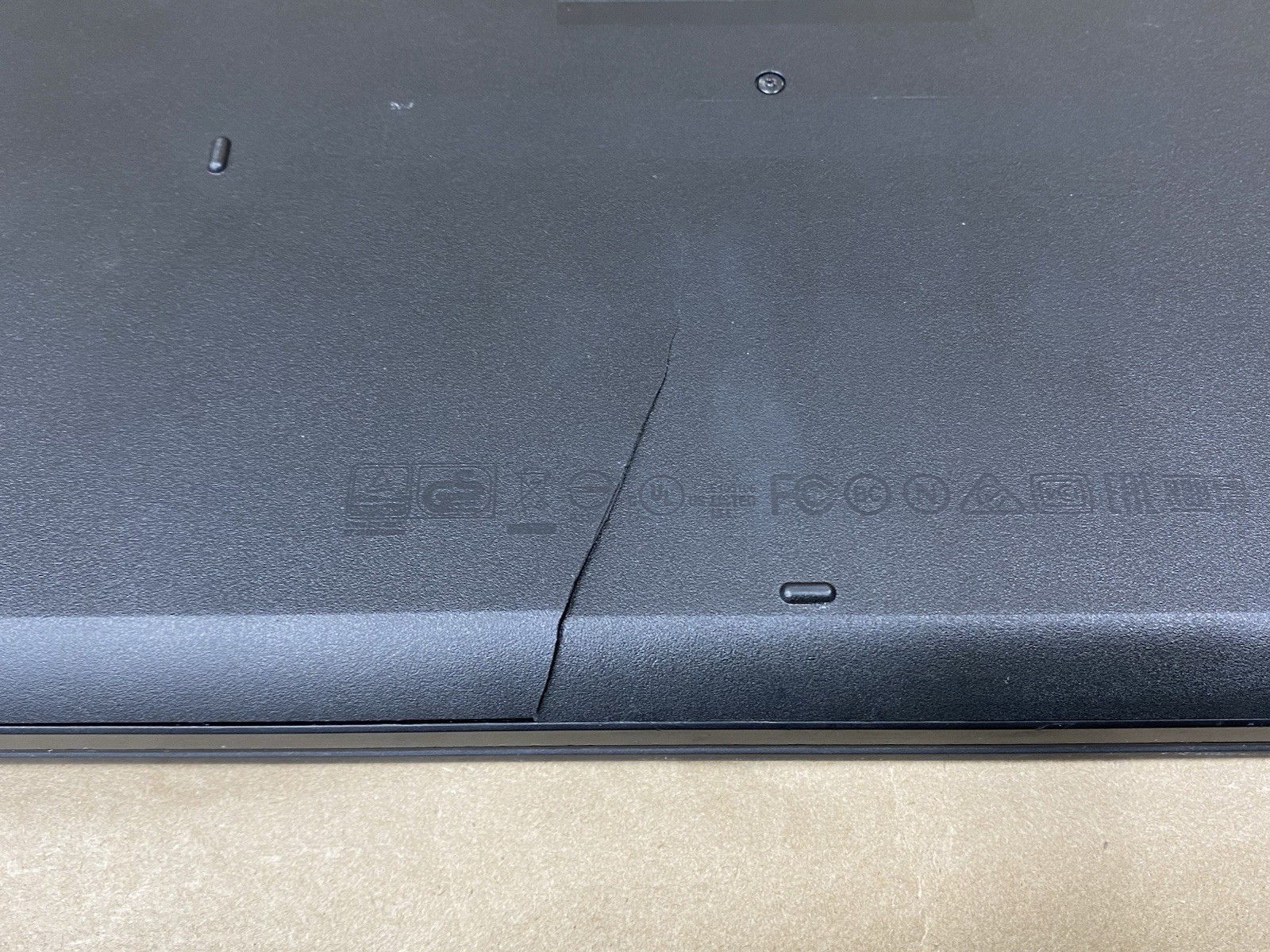 Dell Latitude E5570 – 15.5′ FHD – i5-6300U – 8GB – 256GB SSD – Win 10 Pro – READ