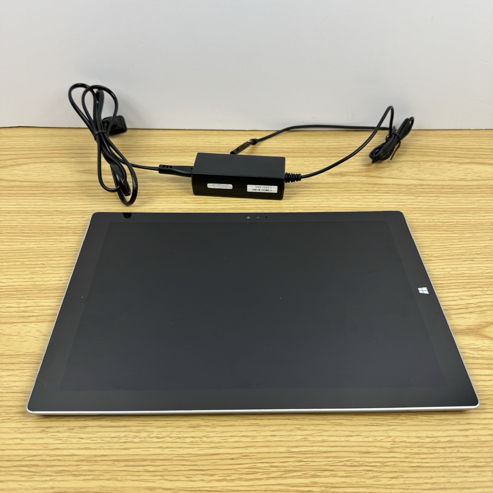 Microsoft Surface Pro 3 12.3” 256gb See Pics / Read Discription