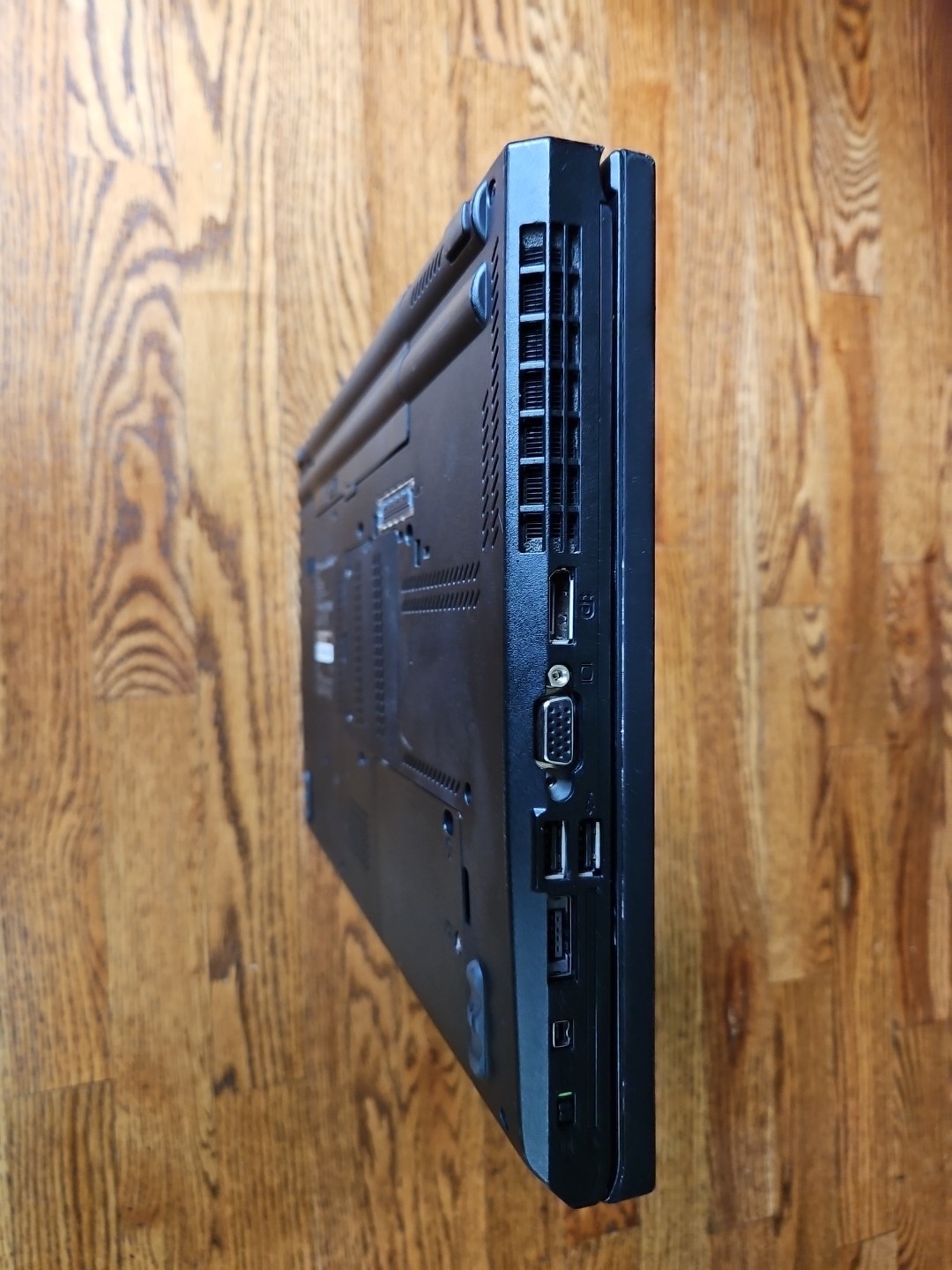 Lenovo ThinkPad T520 i5-2520M 2.5GHz 8GB Ram 120 GB SSD Win 7 pro. Ready to Use