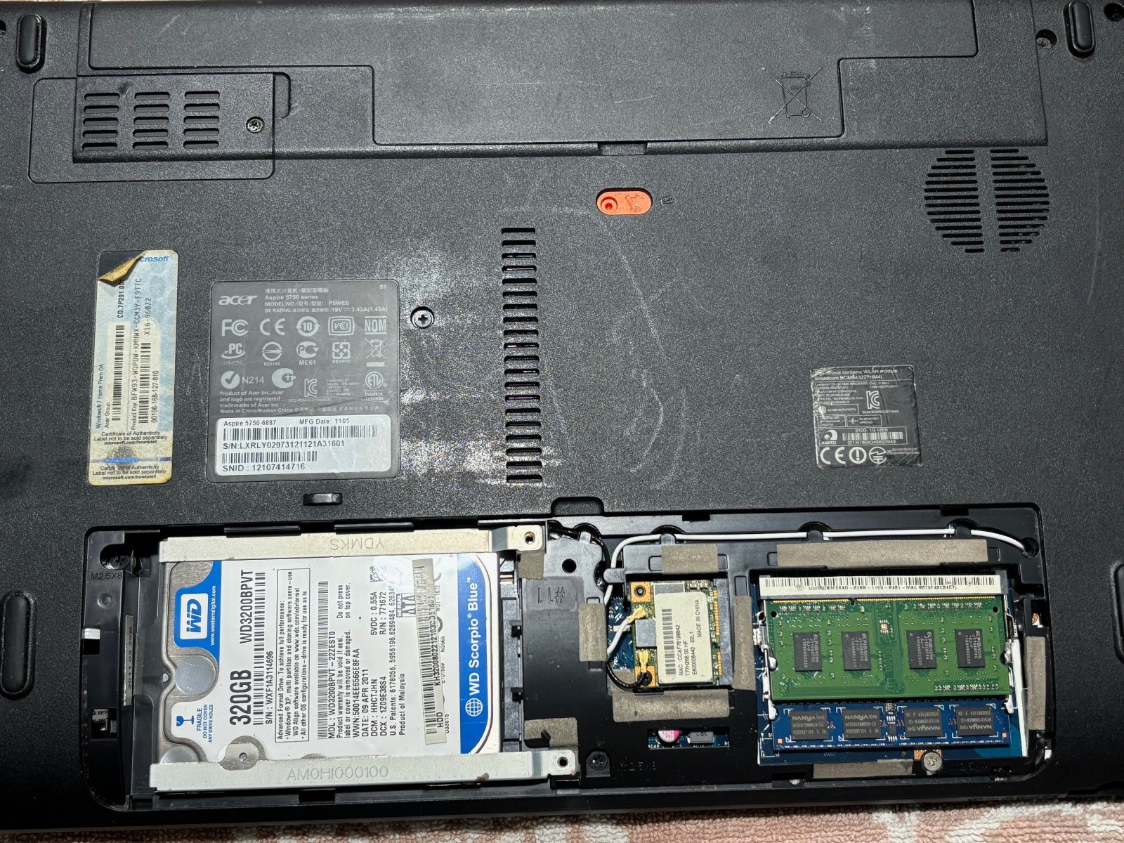 ACER Aspire 5750-7638 15.5 inch used laptop for parts/repair has HDD