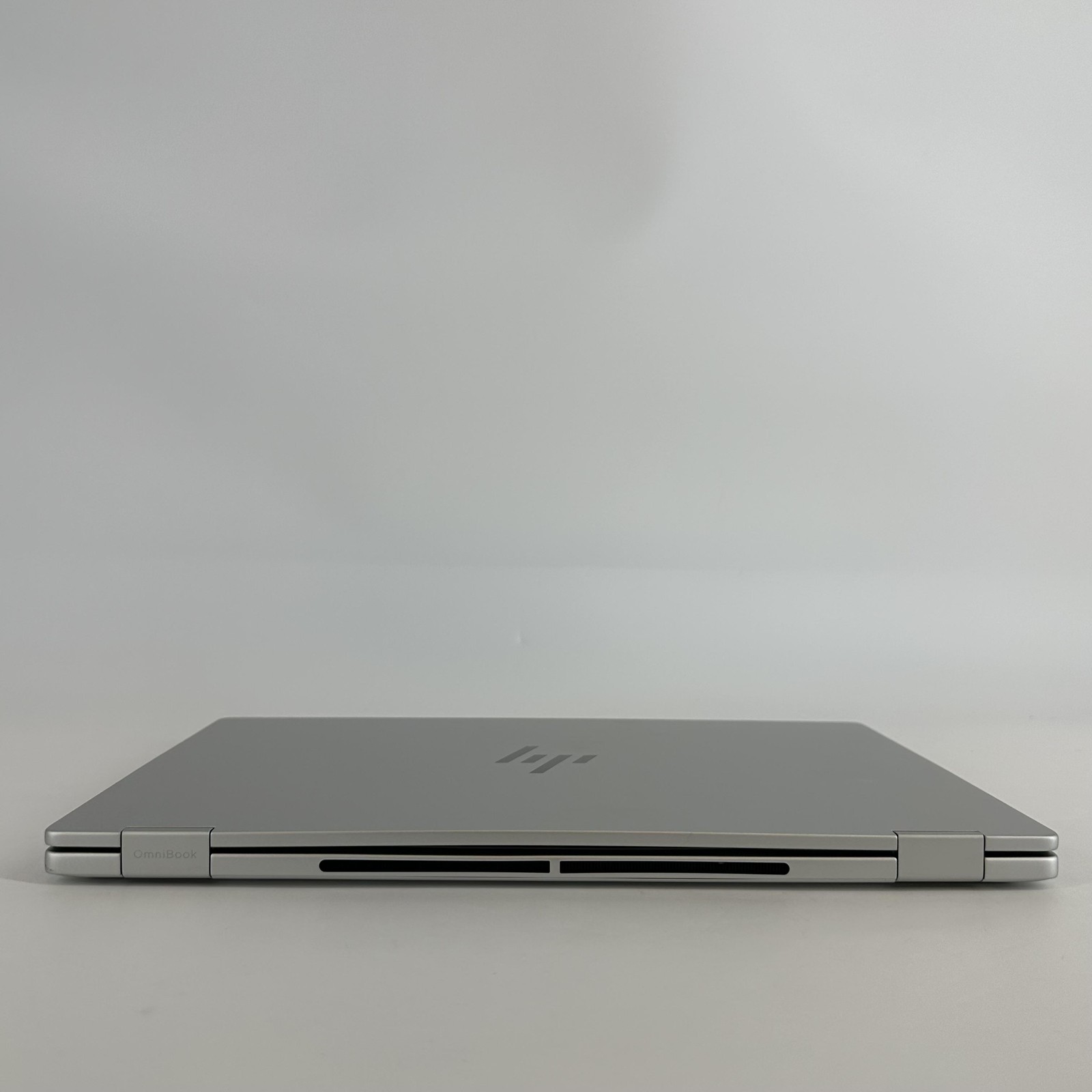 HP OmniBook 7 Flip 2-in-1 16 FHD+ TOUCH 2.1GHz Ultra 5 226V 16GB 512GB LCD BLEED