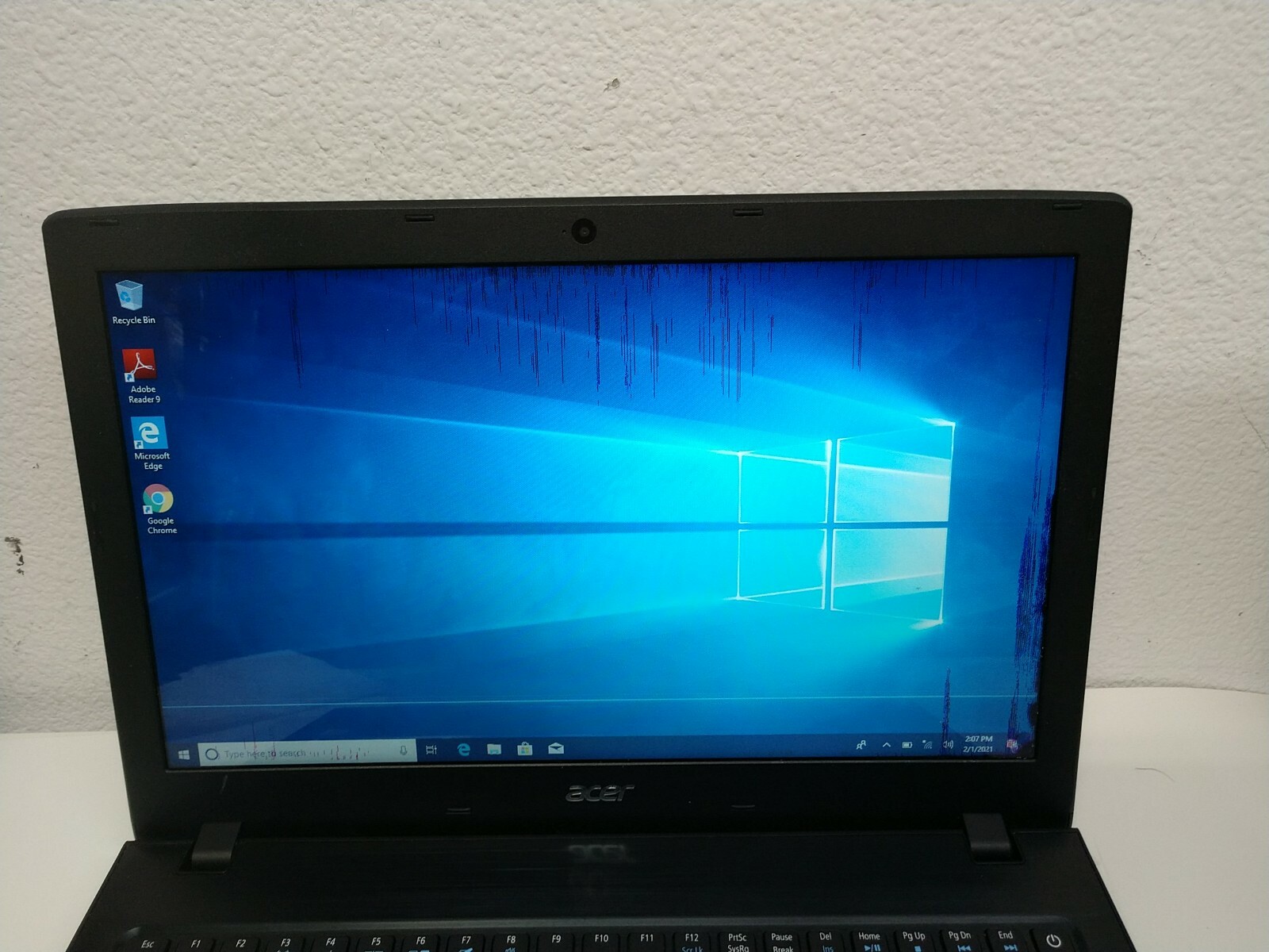 Acer Aspire E5 575 TOUCH Intel Core i3-6100U 2.3GHz 6GB 250GB SSD DVD Win10 READ
