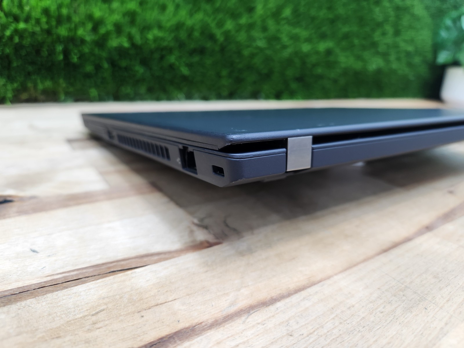 Lenovo ThinkPad T14 Gen 1 14″ FHD i7-10510U 1.8GHz 16GB 256GB SSD Win 11 Pro ~