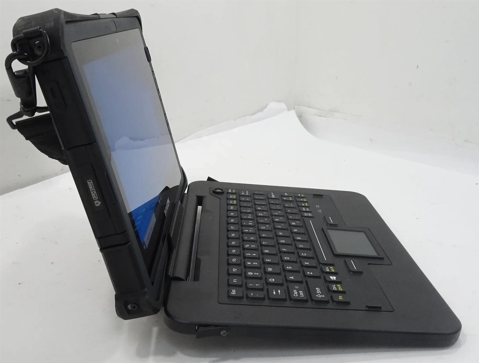DURABOOK U11 Rugged 11.6″ Core i5-7Y54 1.20GHz 16GB 256GB Touch Win10