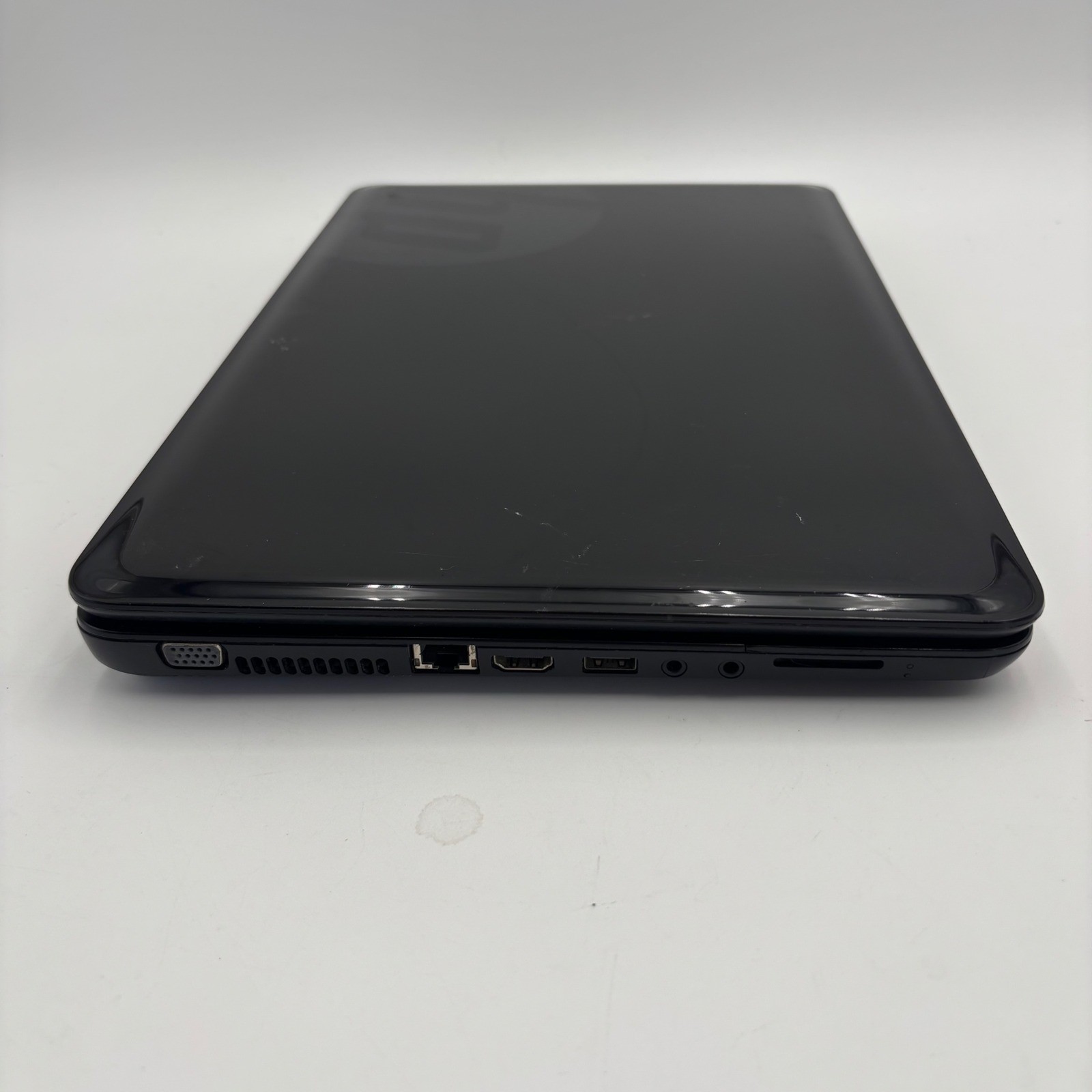 HP 2000-2D270X Laptop PC Unisex OS Black Fair Untested Parts Missing Battery HDD