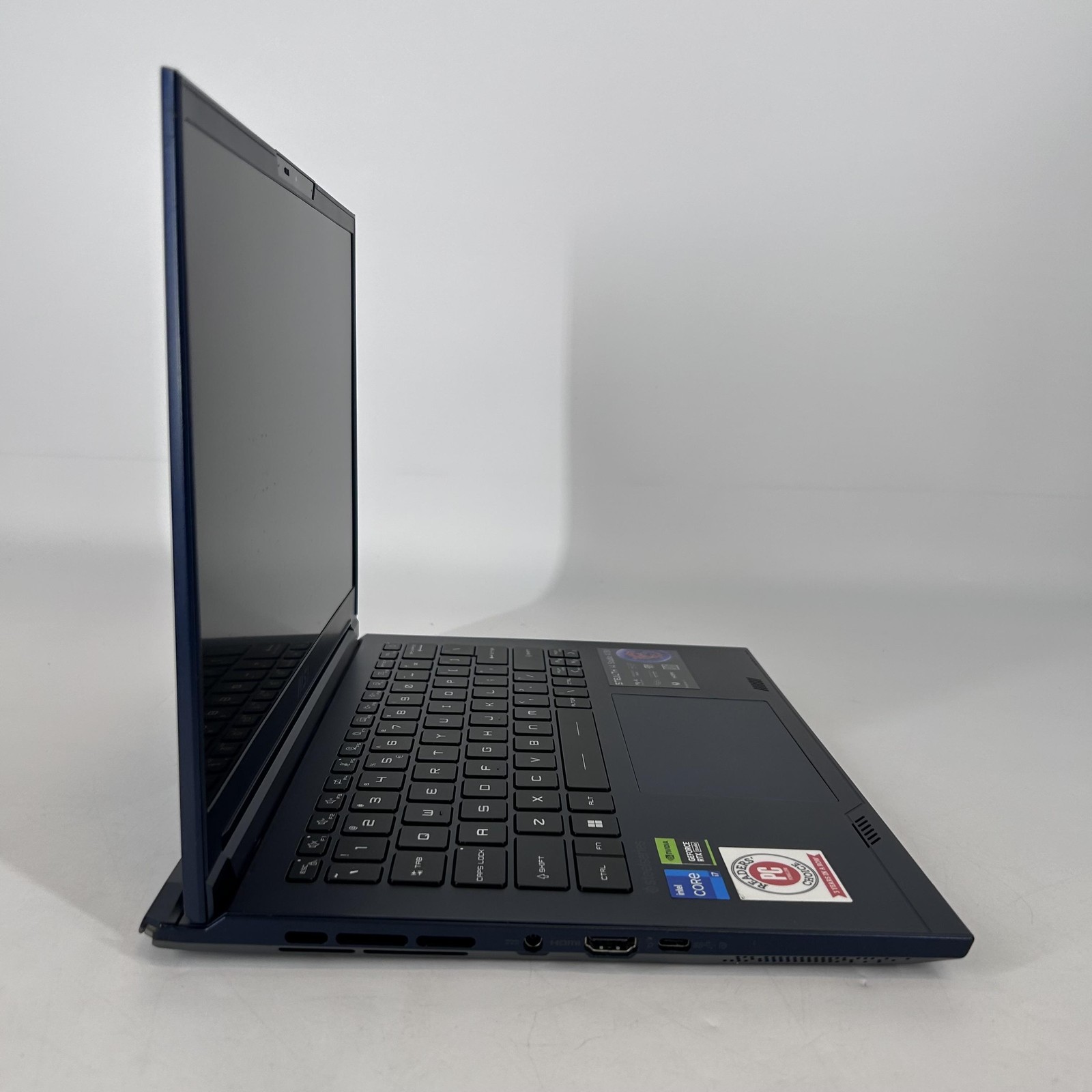 MSI Stealth 14 Studio 14 FHD+ 2.4 GHz i7-13620H 16GB 1TB SSD RTX 4060 Fair