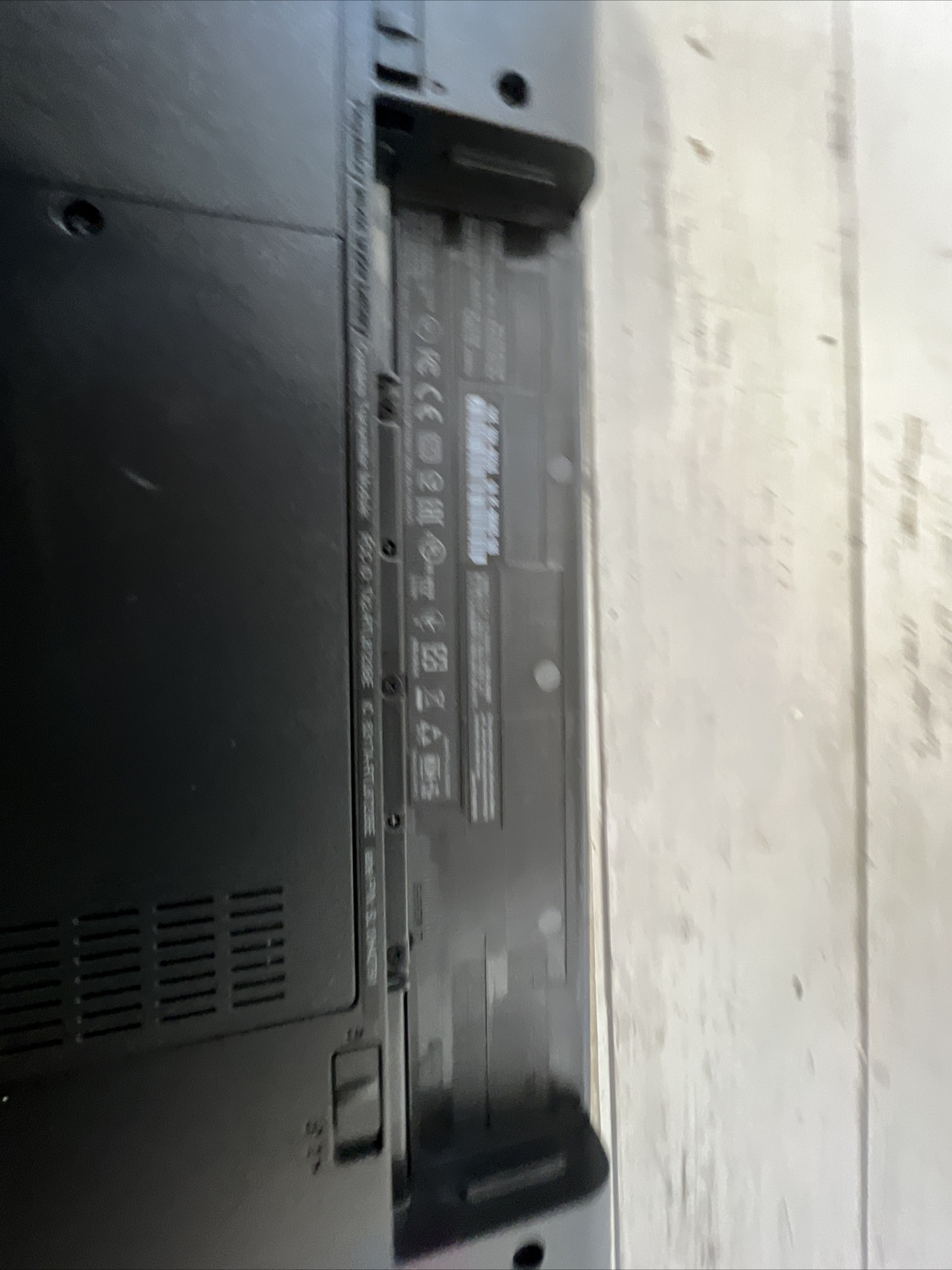 Lenovo ThinkPad 20DH002QUS- FOR PARTS- Powers On But Screen Is Not Working