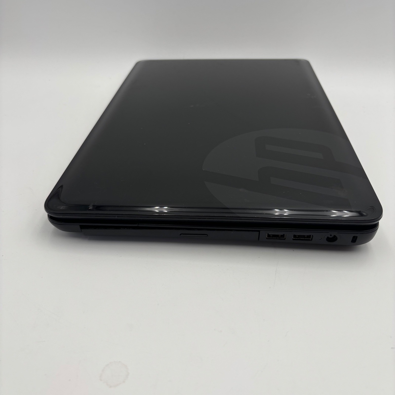 HP 2000-2D270X Laptop PC Unisex OS Black Fair Untested Parts Missing Battery HDD
