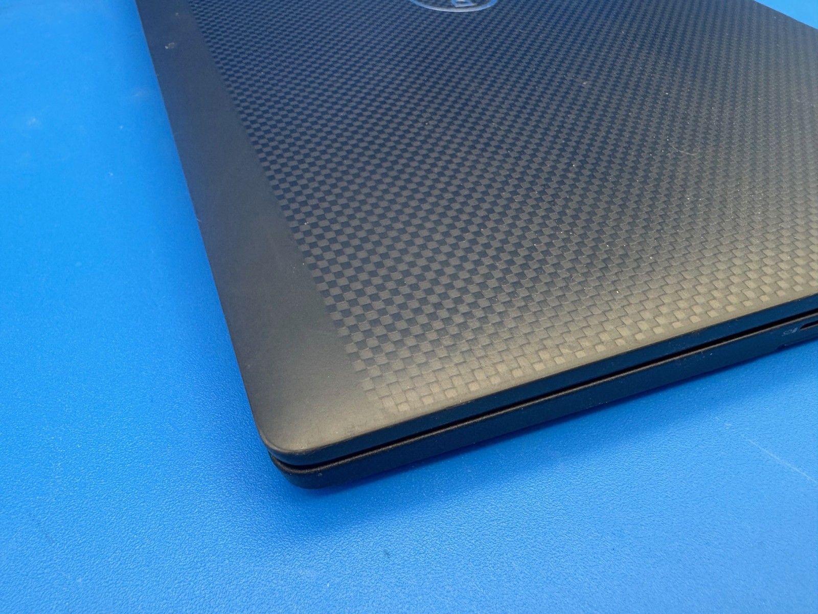 Dell Latitude 7320 11th Gen Intel Core i7-1185G7 3.0-4.8GHz 16GB 512GB NVMe LTE