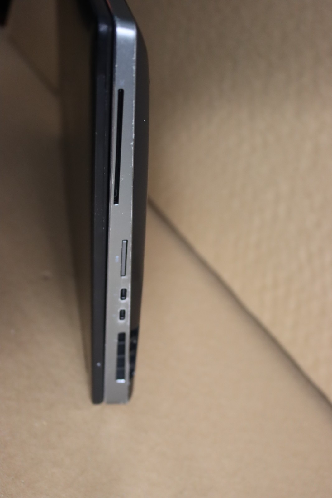 Dell Precision 7530 15.6” 256GB, Intel Core i7 8th Gen., 2.60GHz, 16GB Radeon