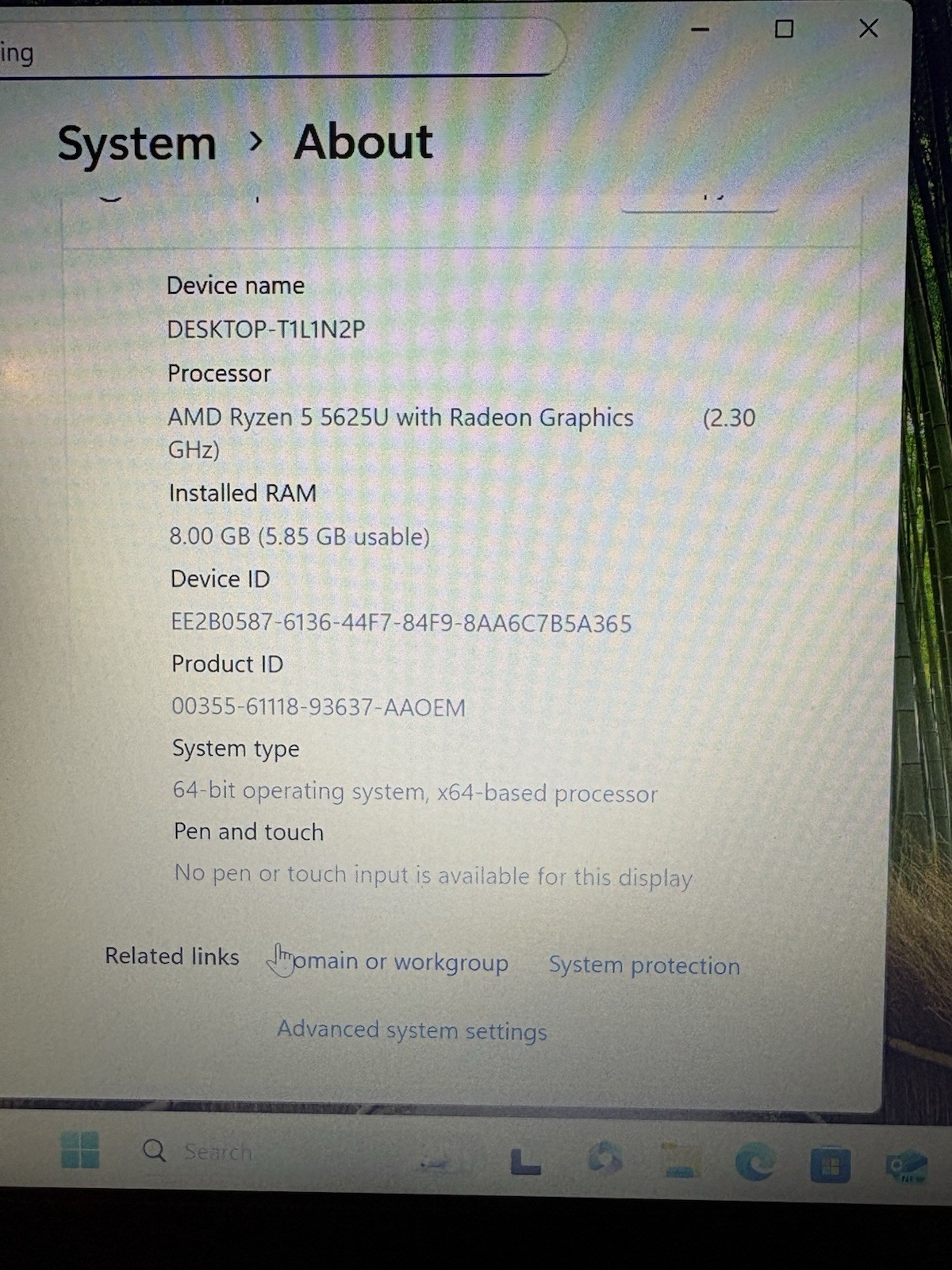 Lenovo V14 G3 ABA AMD Ryzen 5 8GB RAM 256GB SSD Win 11 Pro Laptop 14″