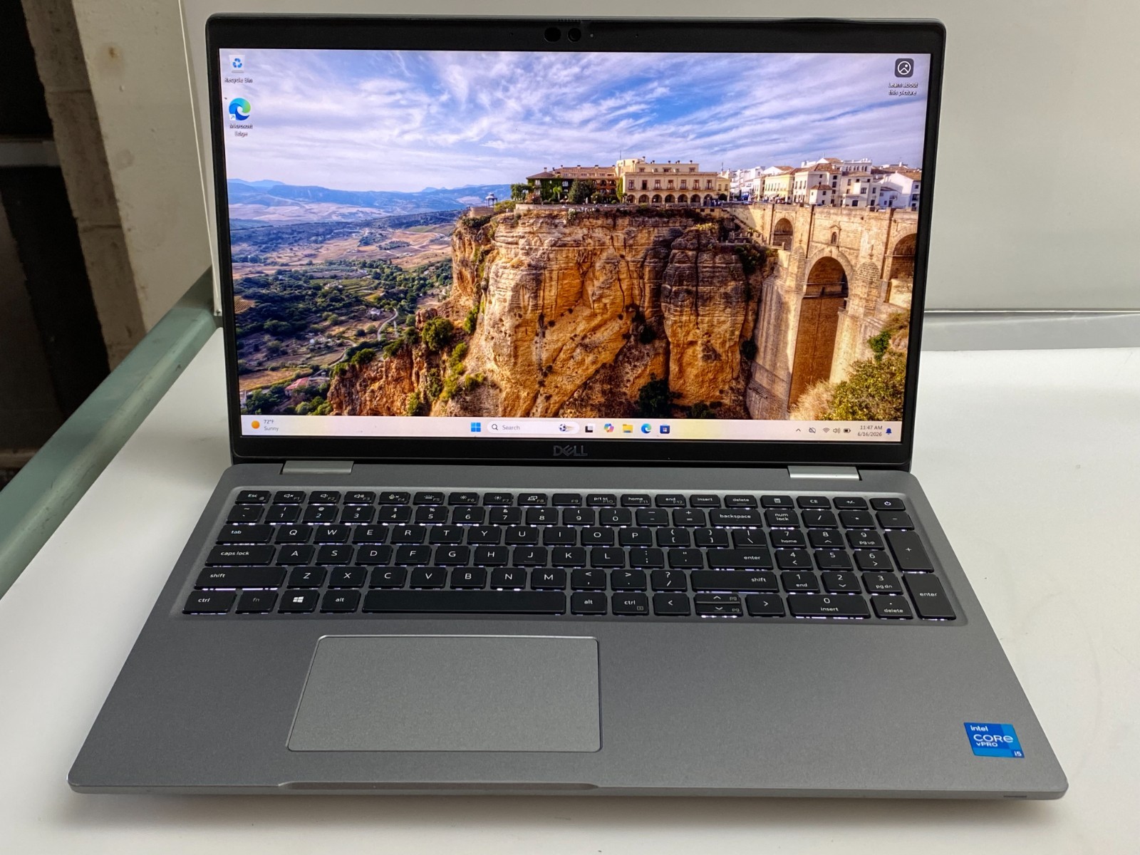 DELL LATITUDE 5520 i5-1145G7@2.60GHz 16GB RAM 256GB SSD NVMe W11P READ*