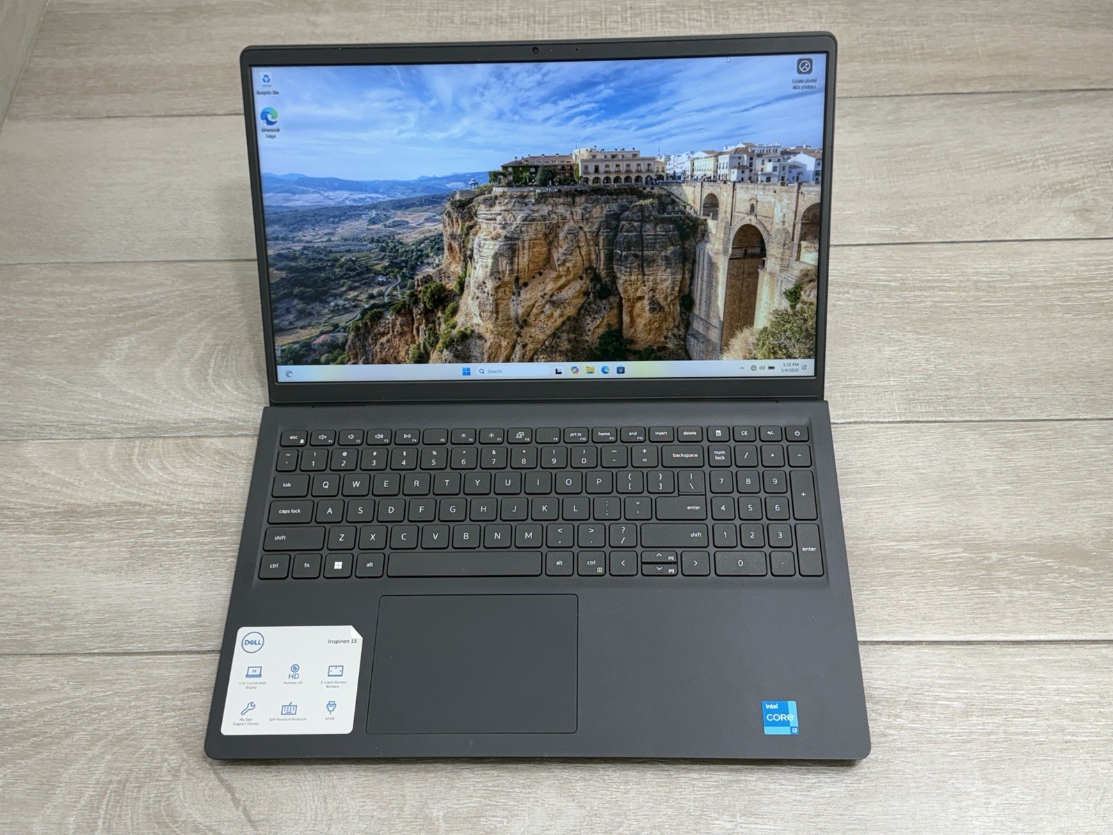 Dell Inspiron 15 3520 15.6″ Core™ i3-1215U 8GB RAM 128GB SSD Win-11