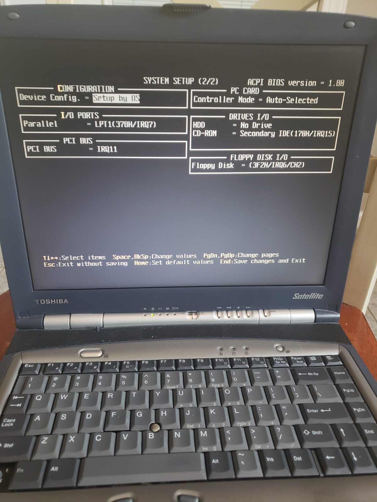 Rare Toshiba Satellite 2800-S202 Laptop Posts To Bios Good Batt P3 700mhz 128mb