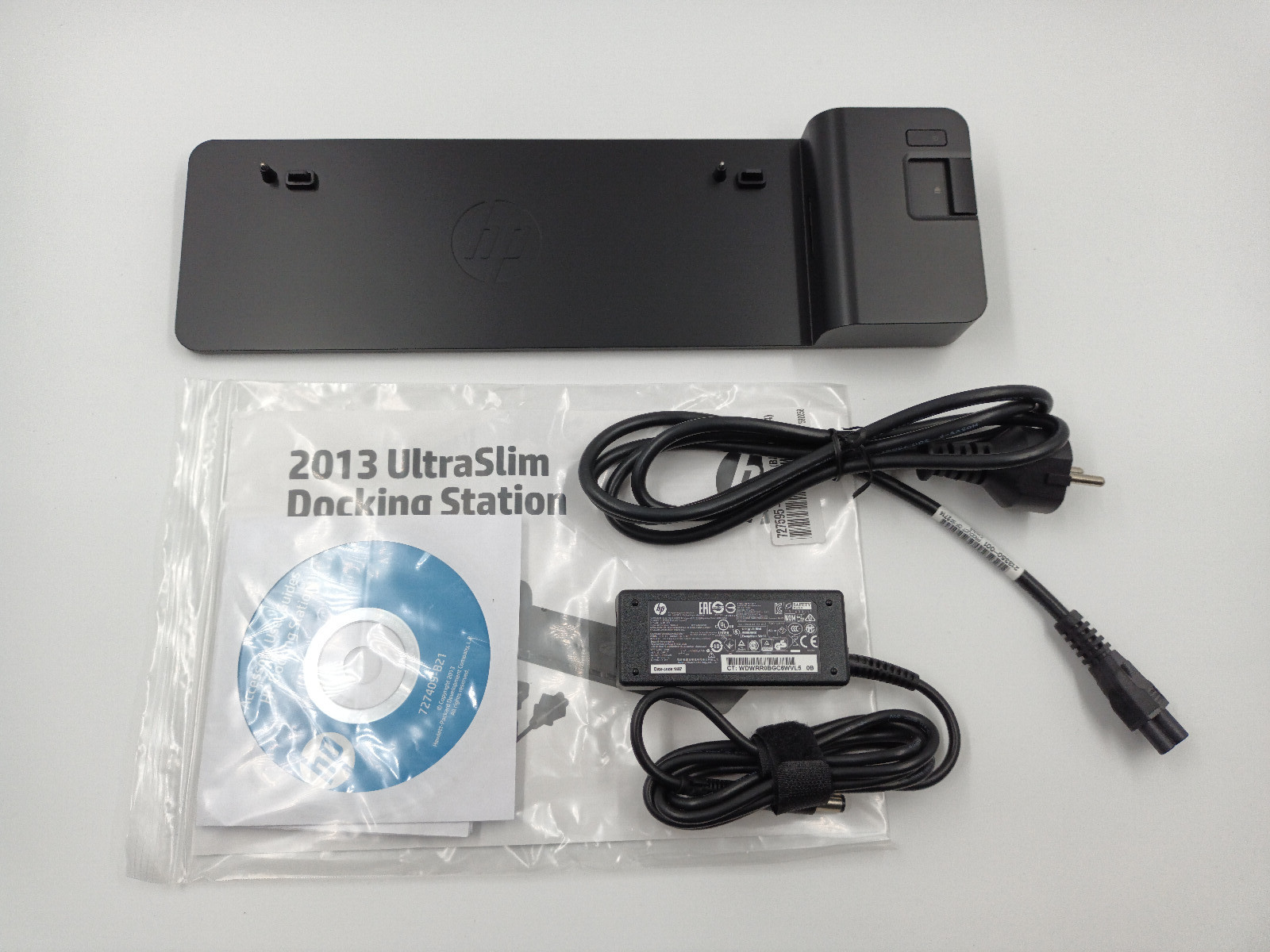 HP Elitebook 850 G1 + Docking Station + Carrying Case + Mouse