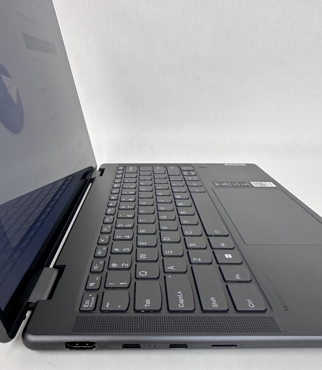 Lenovo Yoga 7 14IAL7 14″ 2.2K Touch i5-1235U 8GB 512GB SSD W11H 2in1 Laptop