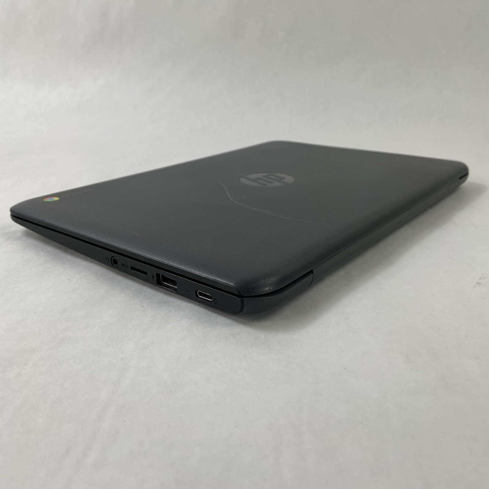 HP ChromeBook 11A G6 11.6″ AMD A4-9120C 1.10 GHz 4 GB RAM 16 GB HDD No AC