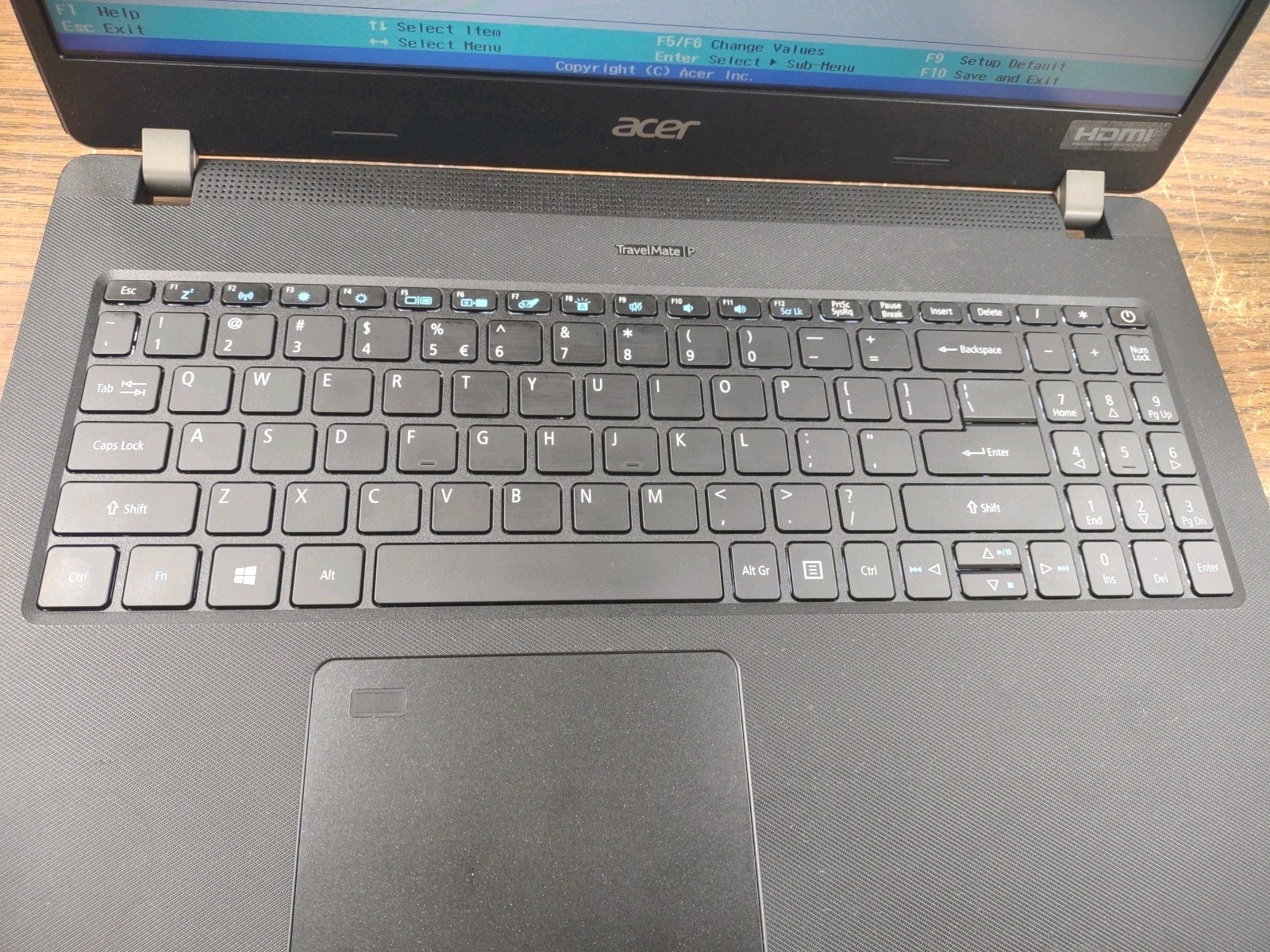 Acer TravelMate P215-53 N19Q8 W/ I7-1165G7, 16GB, 1TB.
