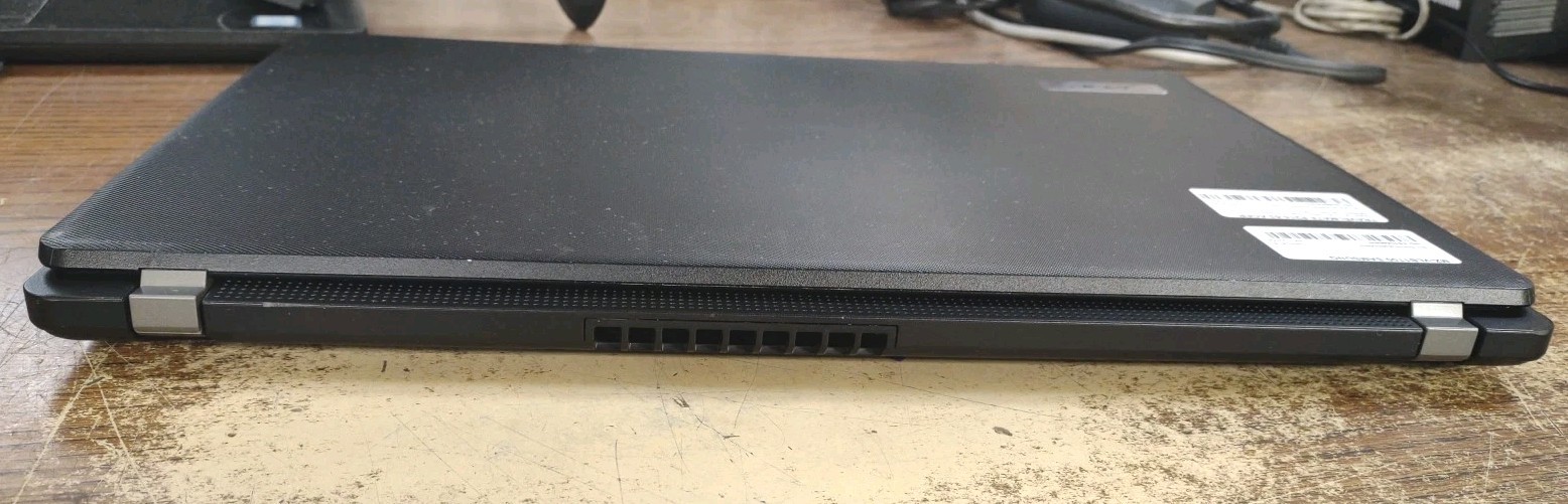 Acer TravelMate P215-53 N19Q8 W/ I7-1165G7, 16GB, 1TB.