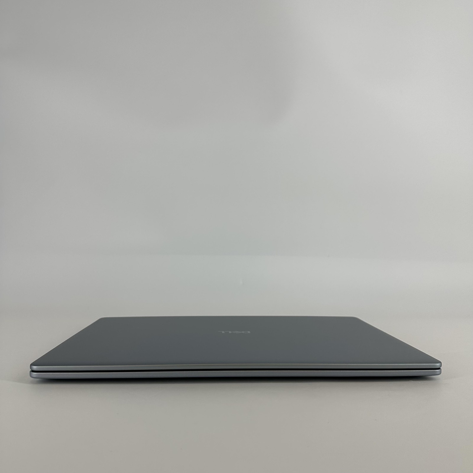 Dell 16 Plus DB16255 FHD+ TOUCH 4.8 GHz Ryzen AI 7 350 32GB 1TB SSD Very Good
