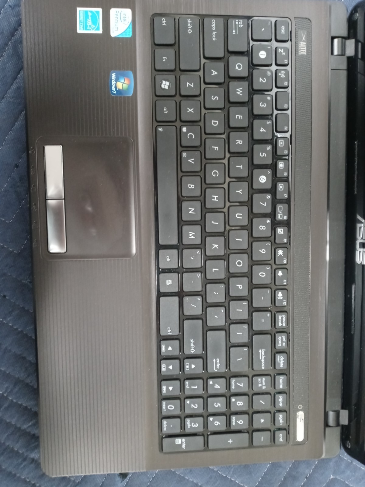 ASUS K53E Laptop FPONW 4GB PENTIUM B940 2.0GHZ No Charger/HD/OS VIEW PIC