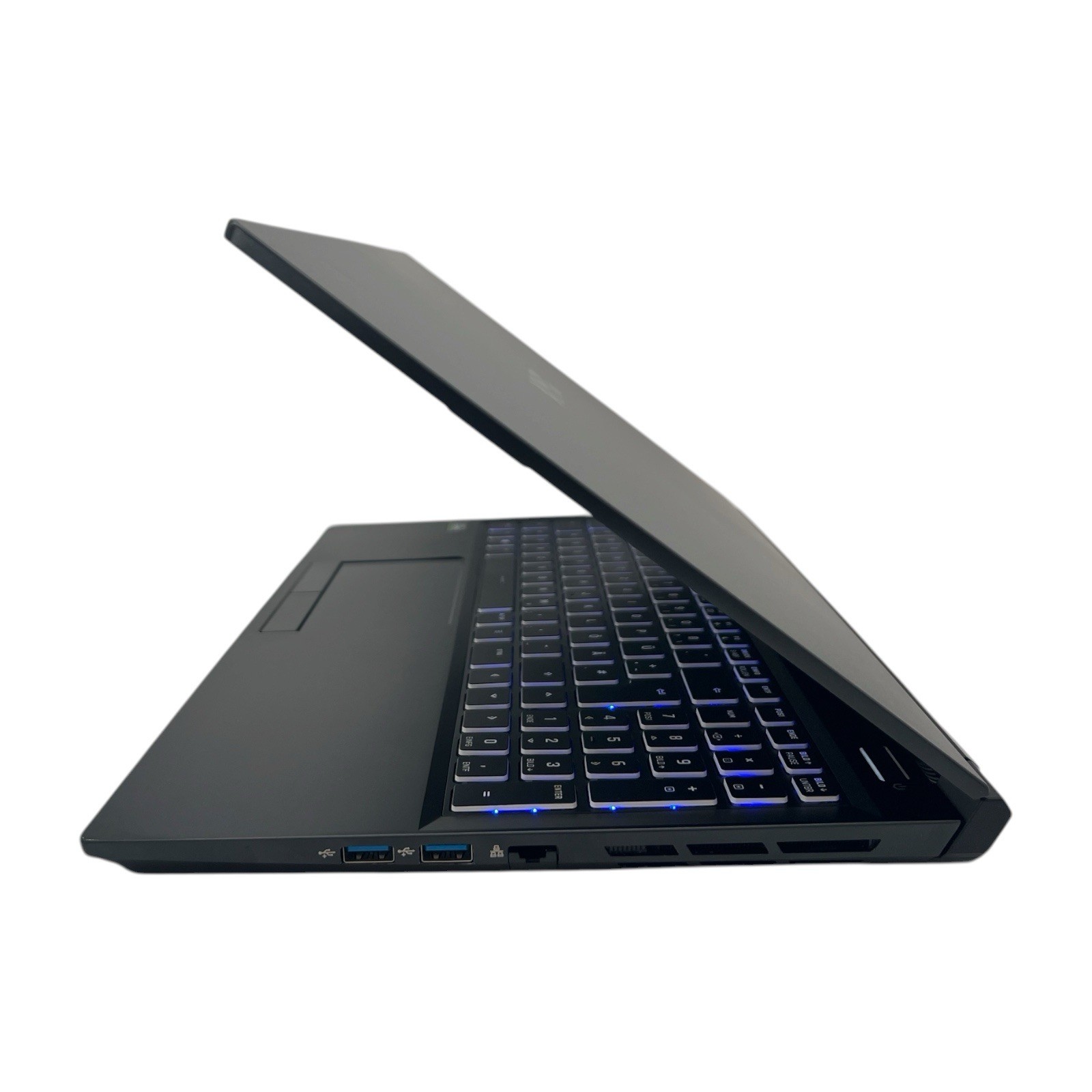 XMG PRO 15 | i7-10870H | 32GB RAM | 1TB M.2 SSD | NVIDIA RTX 3070