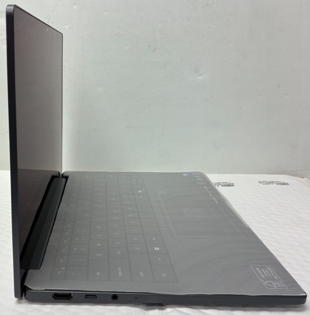 Dell Pro 14 Premium PA14250 Ultra 7 32GB – OLED Tandem Gorilla Glass Touch – War