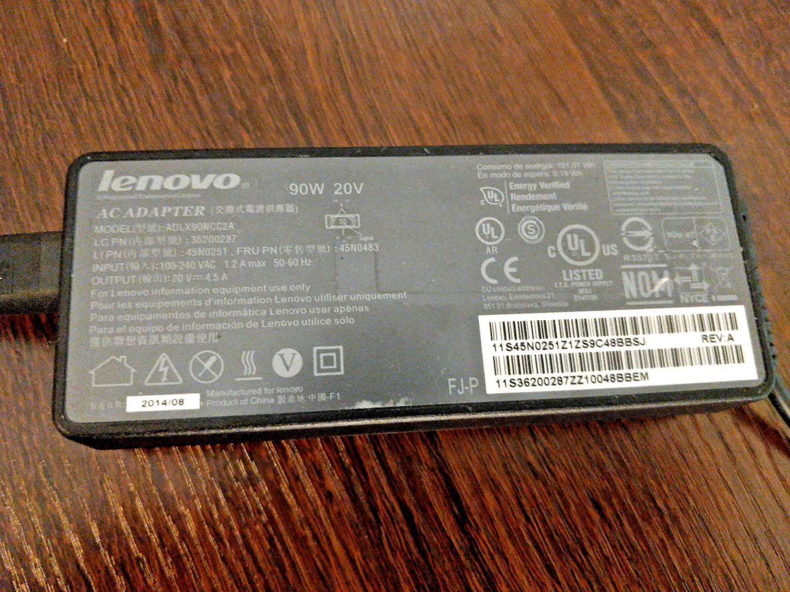 Lenovo ThinkPad E570 Nvidia GTX 950M i7-7500U 8GB RAM 500GB HDD LINUX Laptop