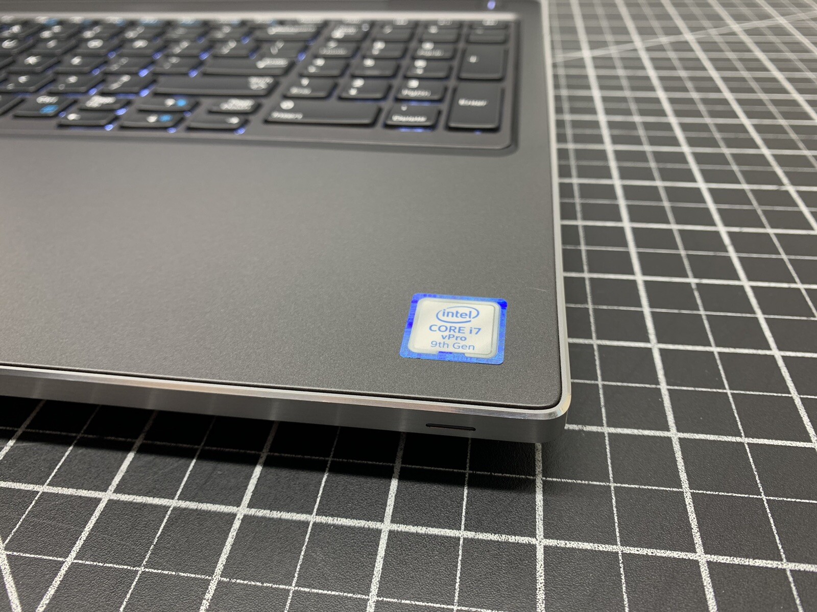 DELL PRECISION 7540 CORE i7-9850H | 24GB RAM, AMD RADEON PRO WX 3200 | #T856