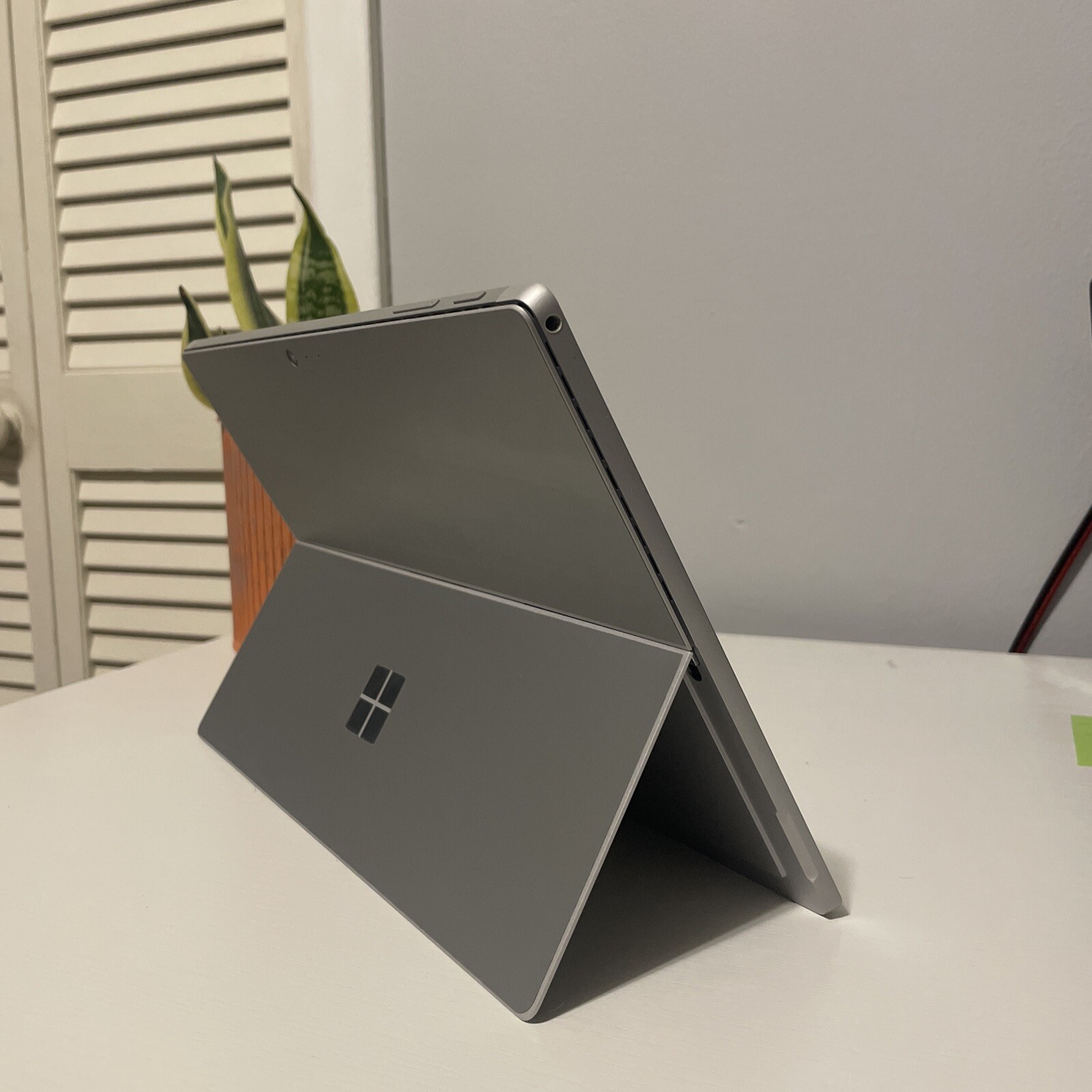 Microsoft Surface Pro 6 12.3″ Wi-Fi, 128 GB, i5, Silver/Platinum
