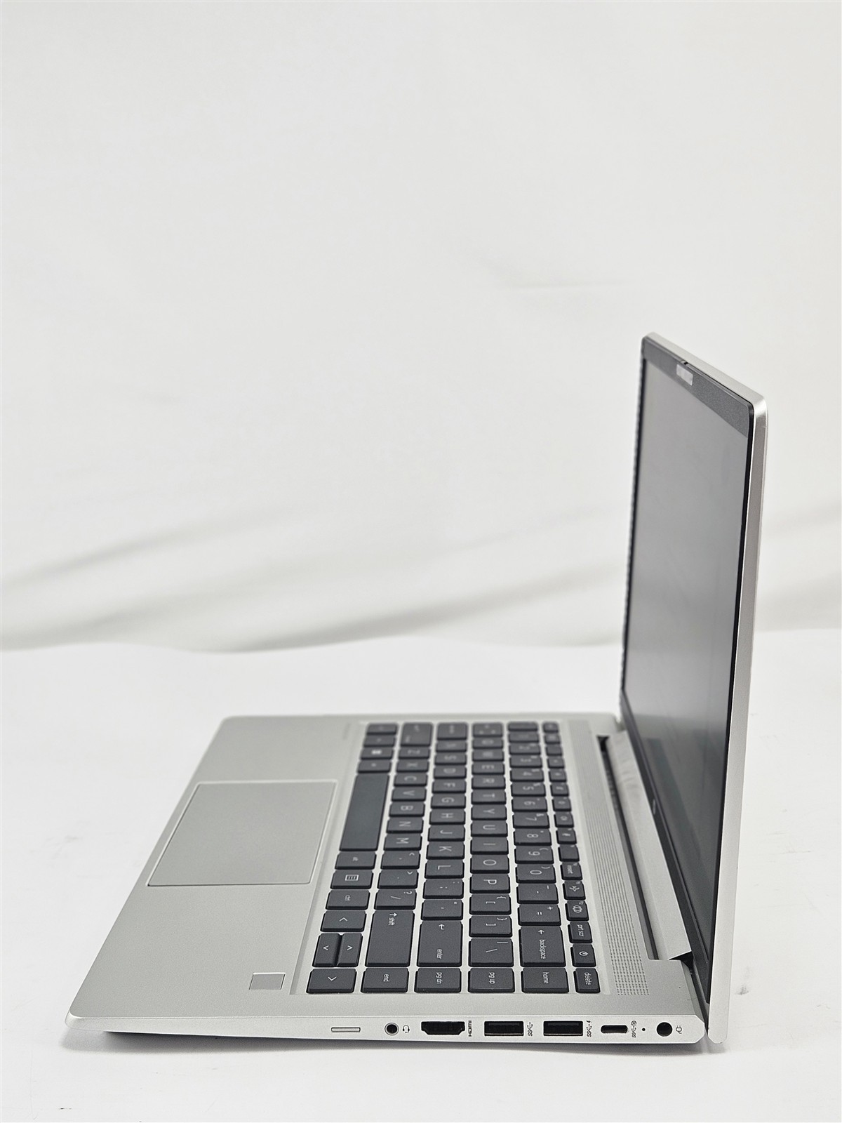 HP ProBook 445 G10 Ryzen 5 7530U 32GB 256GB SSD 14″ FHD Vega 7