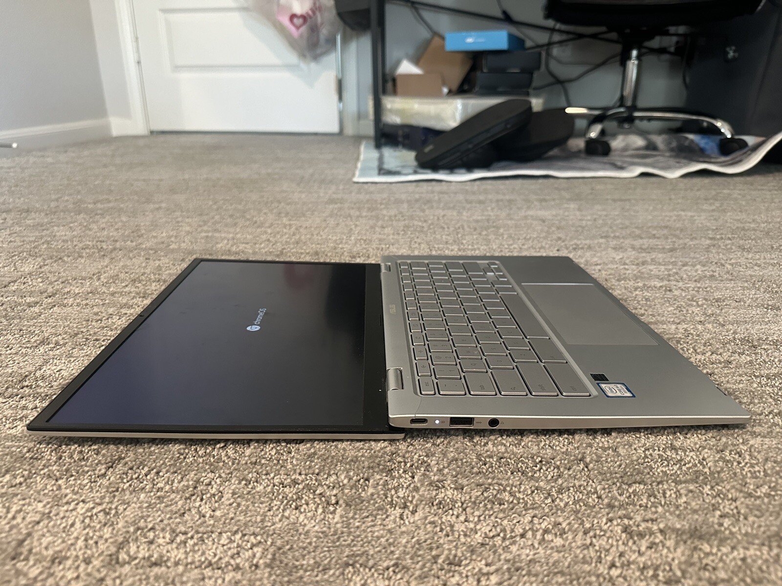 ASUS Chromebook C425 Clamshell 14″ C425TA-DH384 Silver