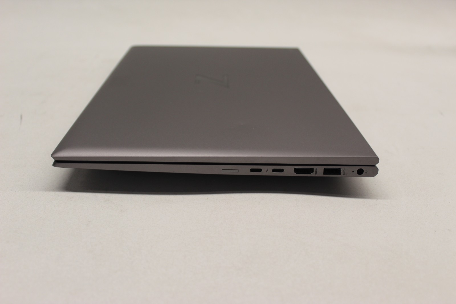 HP ZBook Firefly 15G7 Mobile WS I7-10610U 256GB NVME 16GB DDR4 Nvdia* See Desc