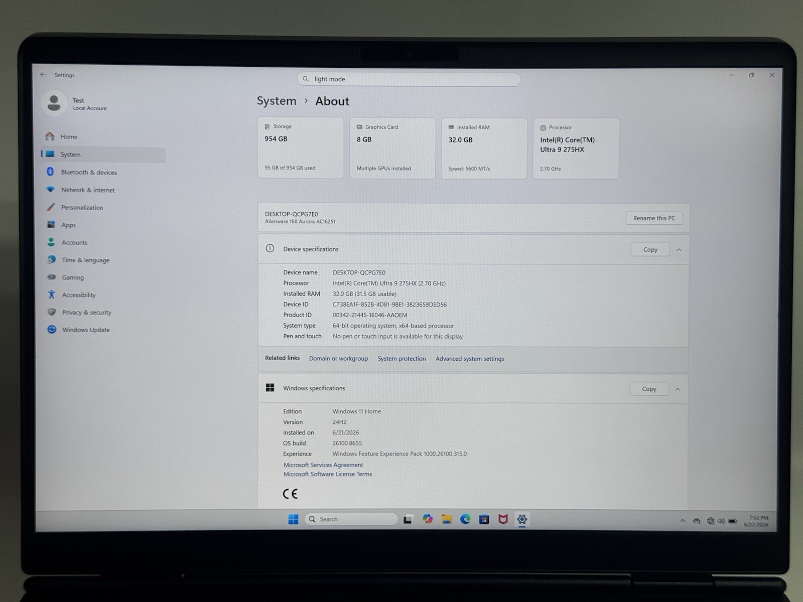 Dell Alienware 16X Aurora 240Hz QHD+ 2.7 GHz Ultra 9 275HX 32GB 1TB SSD RTX 5060