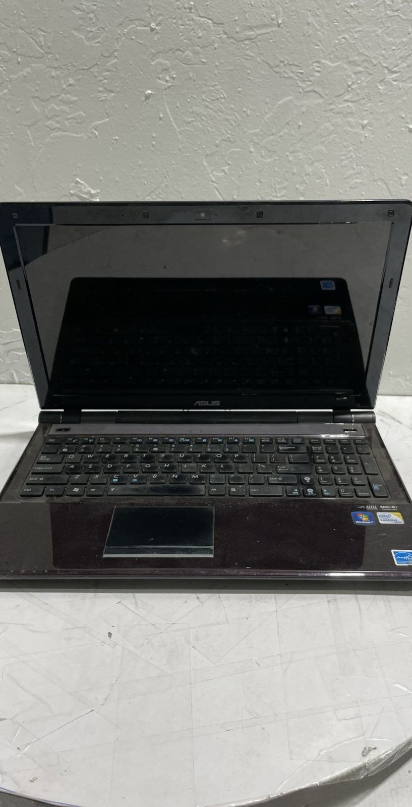 Asus U50A 15G29N005500 15.6″ Intel Centrino Laptop No HDD Vintage