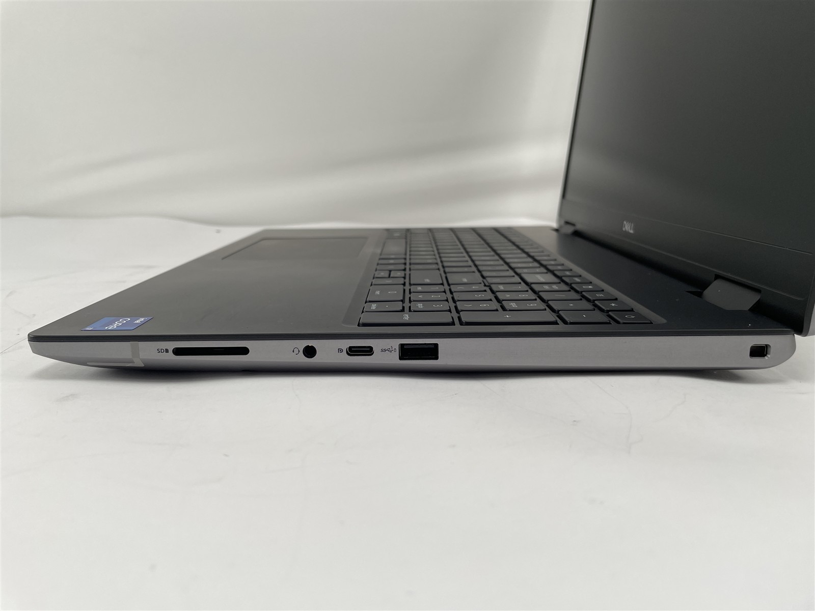 Dell Precision 7670 16″ 16-Core i7-12850HX 64GB RAM 1TB SSD RTX A1000