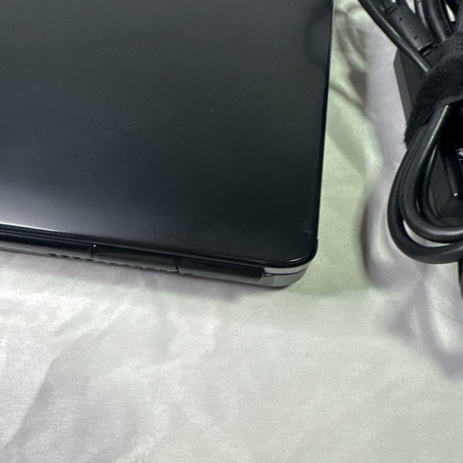 Dell Inspiron 1545 Windows 7 Laptop 500GB HD 4GB RAM Intel Dual Core DVD/CD