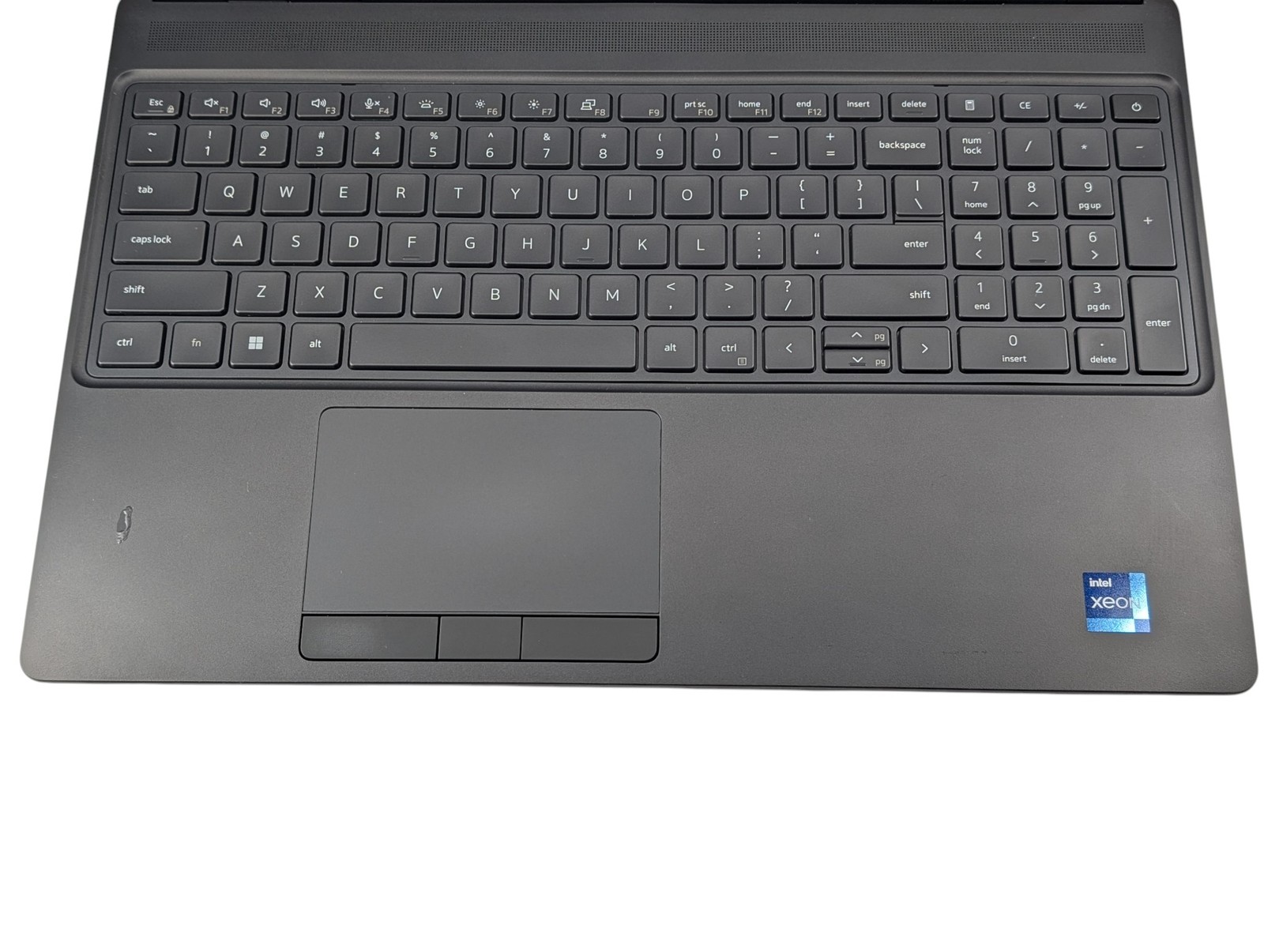 Dell Precision 7560 Xeon W-11855M 3.2GHz 64GB RAM 512GB SSD – Grade D