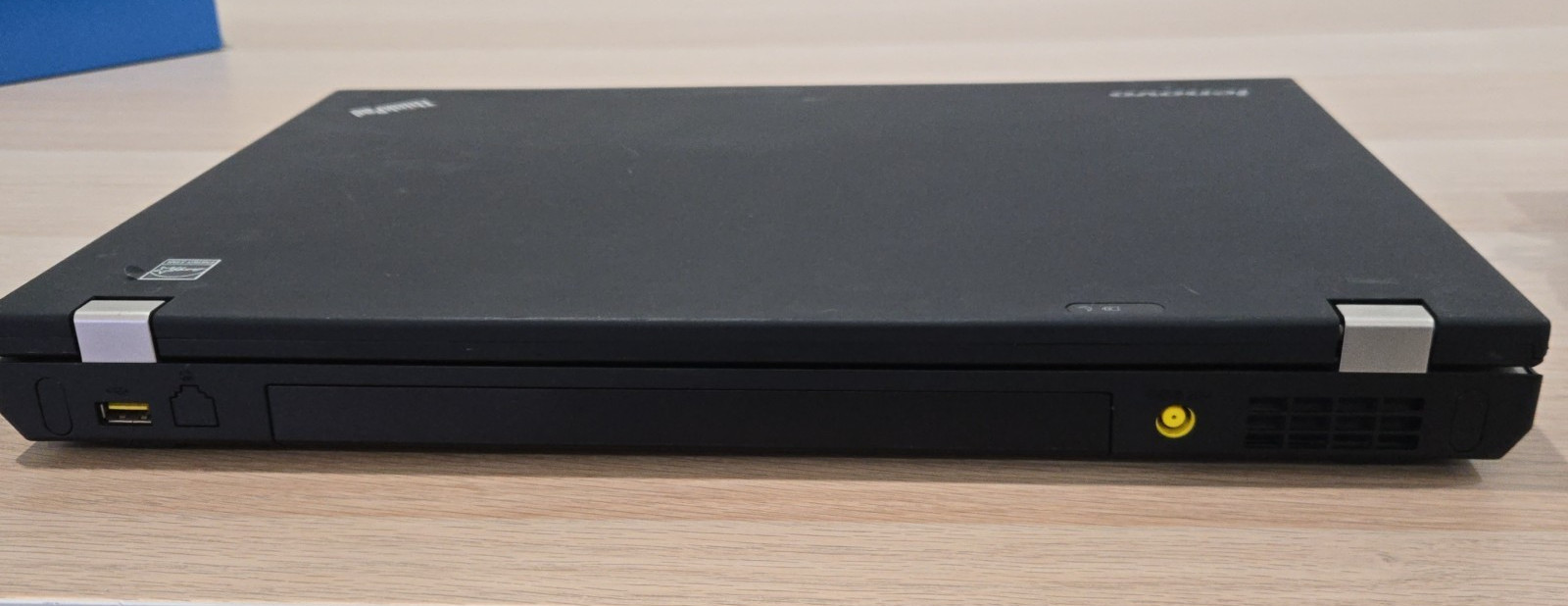 Lenovo ThinkPad T520 i5-2520M 2.50GHz, 8GB RAM, No OS/HDD, Great Condition