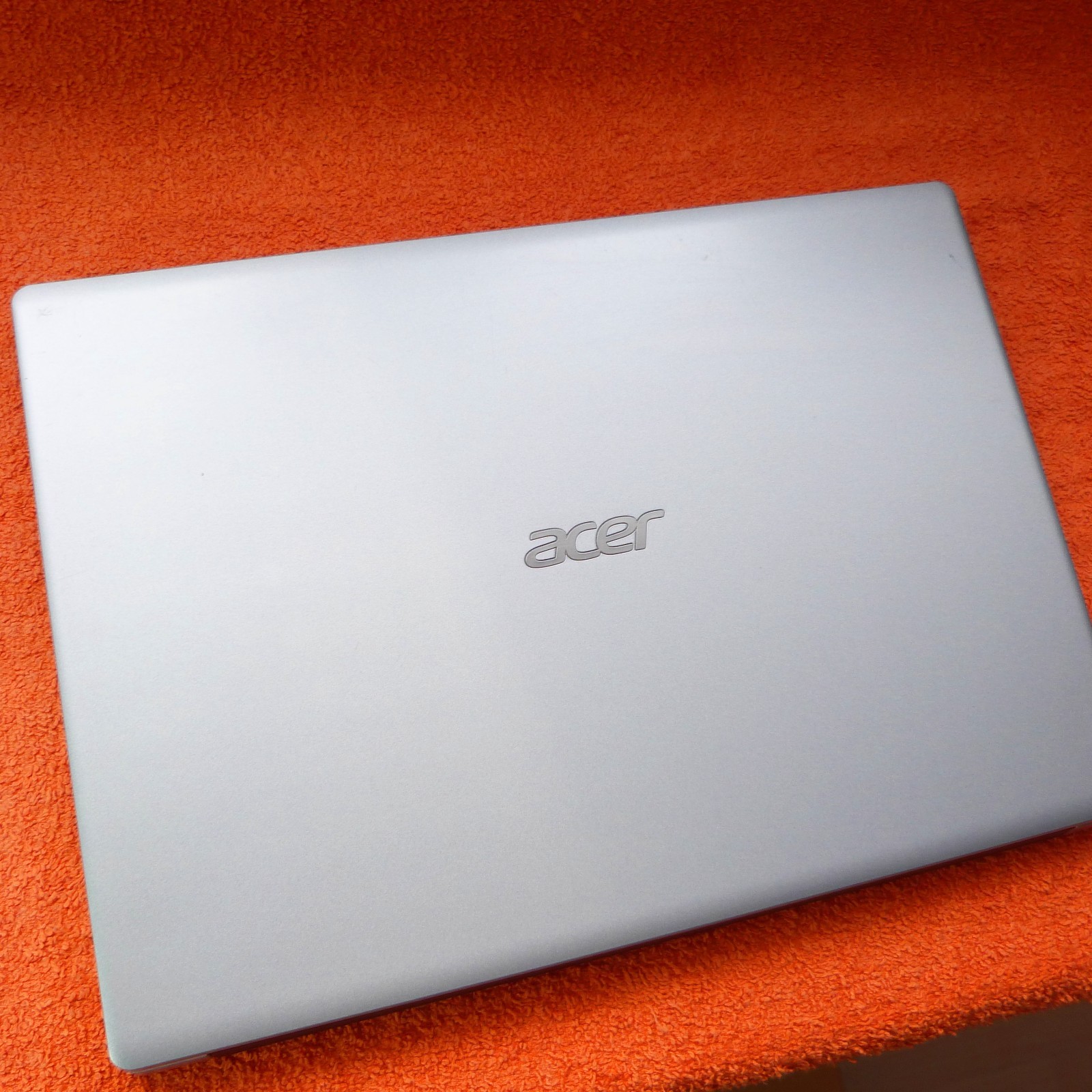 Acer A314 14″ FULLHD Ultrabook l AMD RYZEN POWER I 1TB SSD Windows 11 HDMI