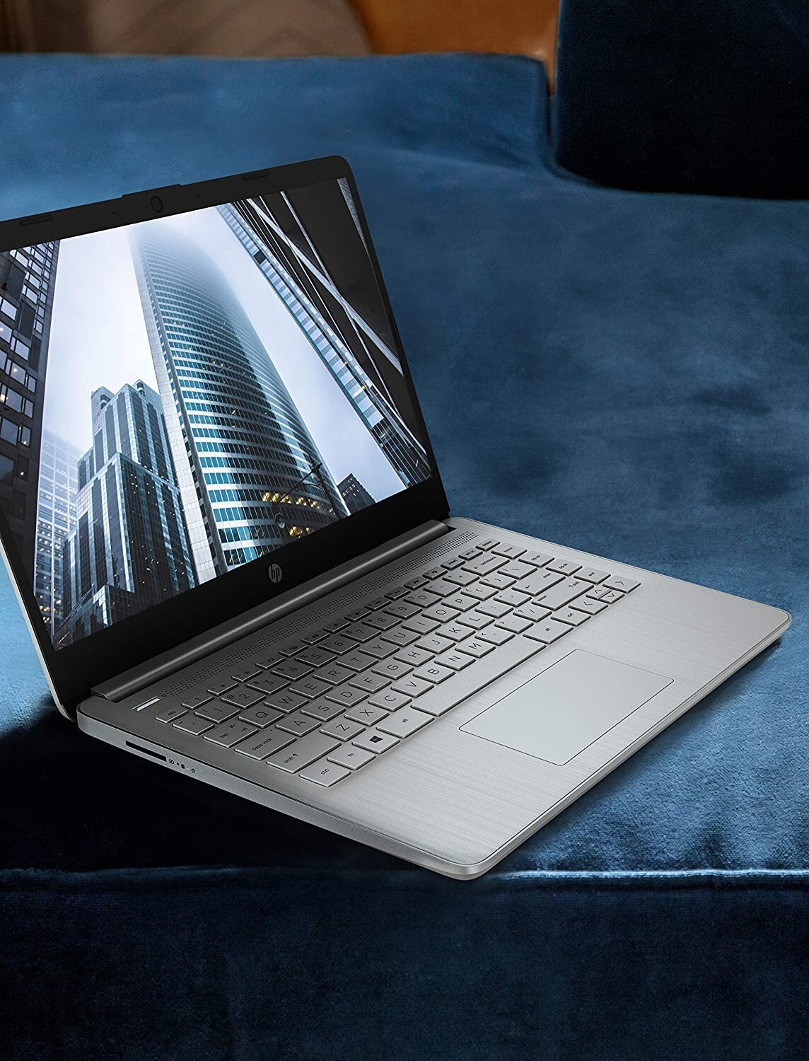 HP LAPTOP 14″HD TOUCH AMD-3020e 4 64GB eMMC Snowflake White 14-fq0080nr Notebook