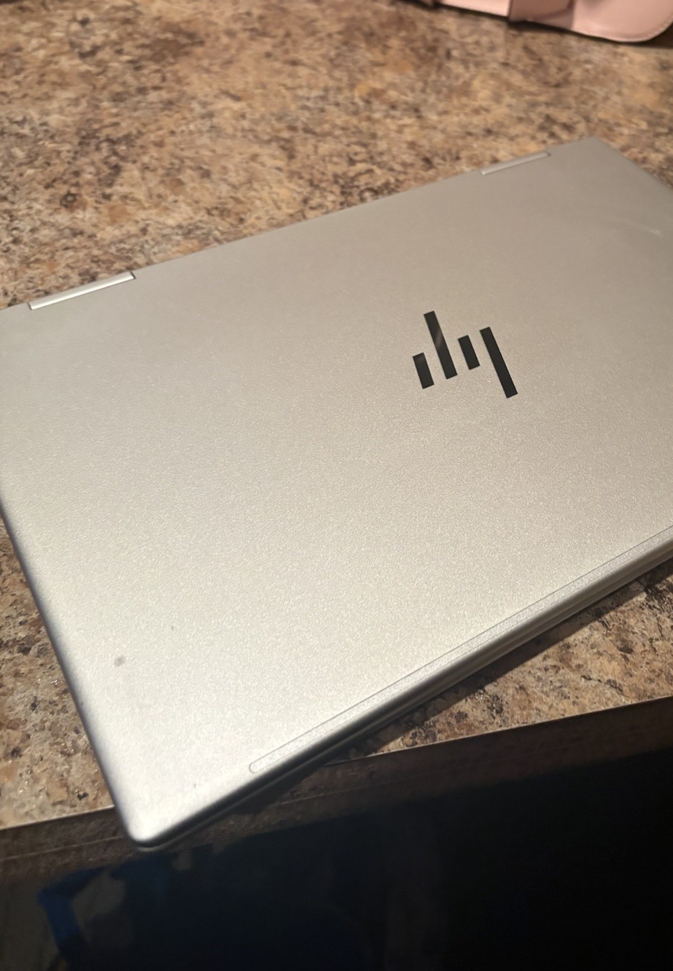 HP Envy x360 2-in-1 14″ Touchscreen Laptop 14-es1013dx Silver