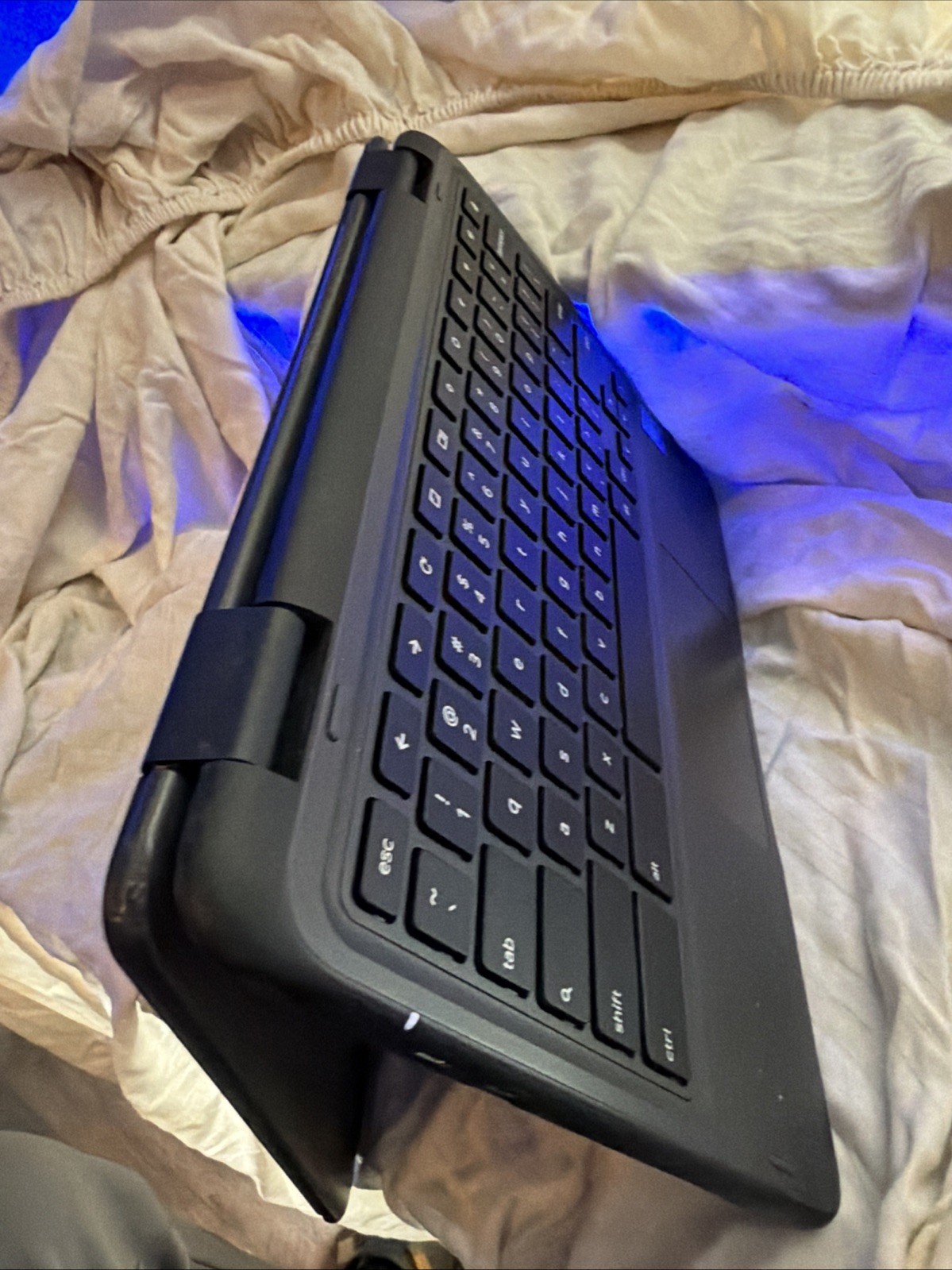 Dell Chromebook 3100 2 in 1 Touchscreen. Working