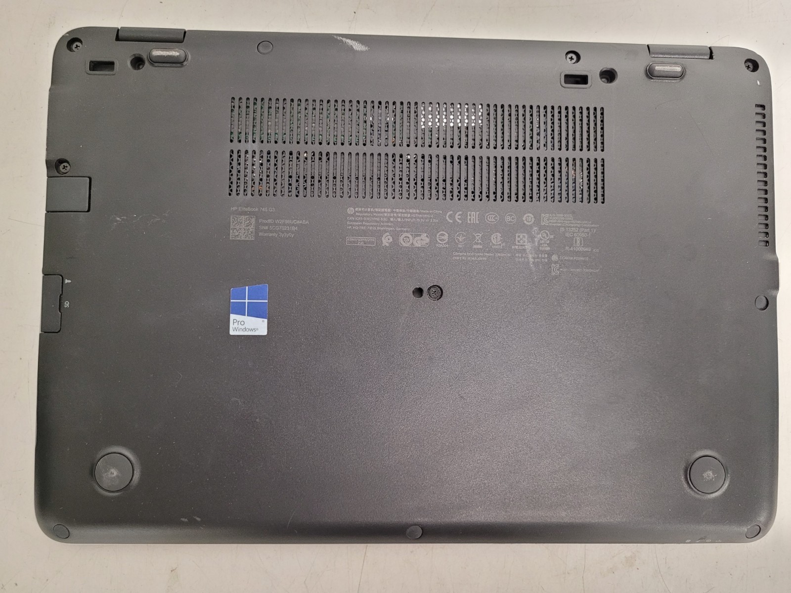 Hp elitebook 745 G3 14″ amd A10-8700b 16gb ram 256gb ssd charger READ 5CG70231B4
