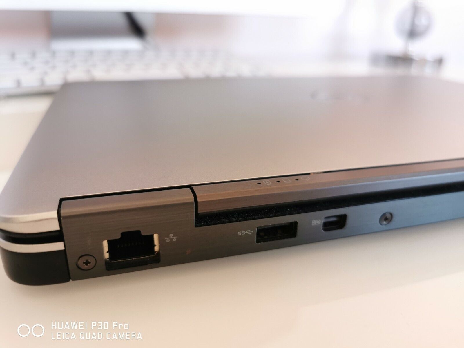 Ultrabook Dell e7440 Core i5 Max 3Ghz 4GB Webcam HD Aluminum Case Win 10