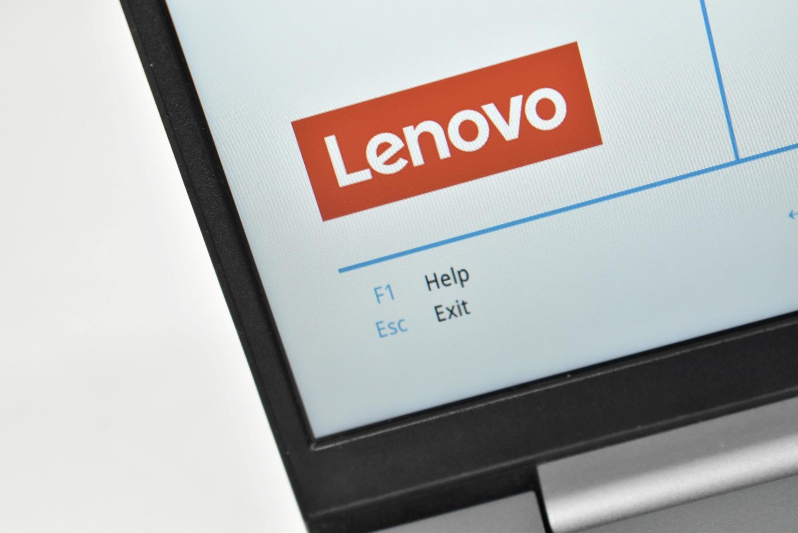 Lenovo ThinkBook 14 G6 ABP Ryzen 7 2.0GHz 16GB 256GB SSD No OS 14″ *See Details*