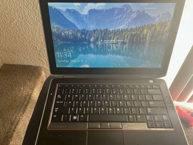 Dell Latitude E 6320 Laptop i7 8GB 2.80GHZ 128GB SSD WIN 10 P + Docking Bundle