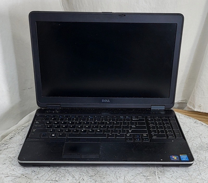DELL LATITUDE E6540 Laptop Intel Core I5-4300M 8GB 320GB SEE NOTES